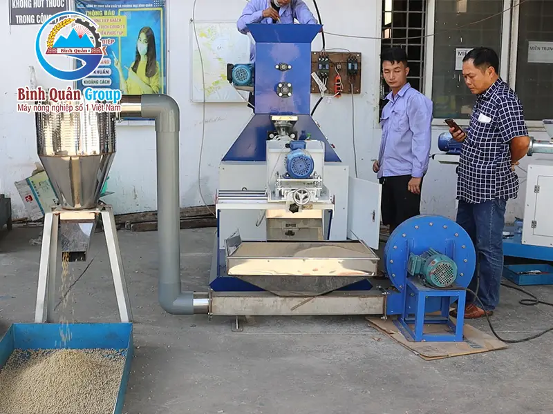 bo-quat-mang-hung-cam-binh-quan-group_result222