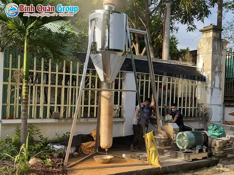 may-nghien-cong-nghiep-b24-inox-bau-gio