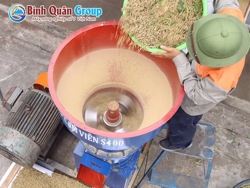 ep-cam-vien-cho-ga_result222