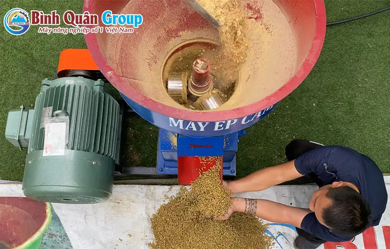 may-ep-cam-vien-cong-nghiep_result222