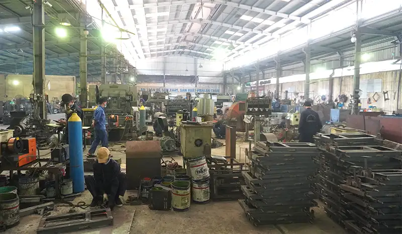 xuong-san-xuat-binh-quan-group_result222